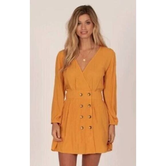Amuse Society Women's Georgie Long Sleeve Woven Dress In Gold Medium MSRP $69.50 - Picture 2 of 7